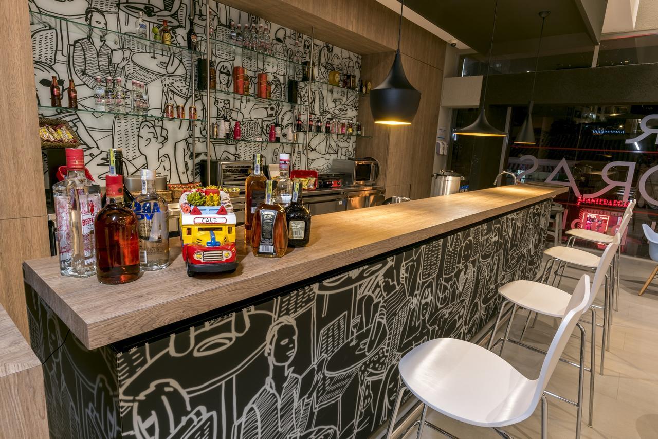 Ibis Granada