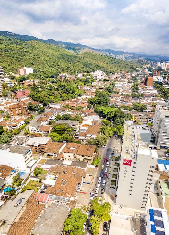 Ibis Granada 酒店